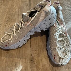 Nike Men's Space Hippie 04 - Be True